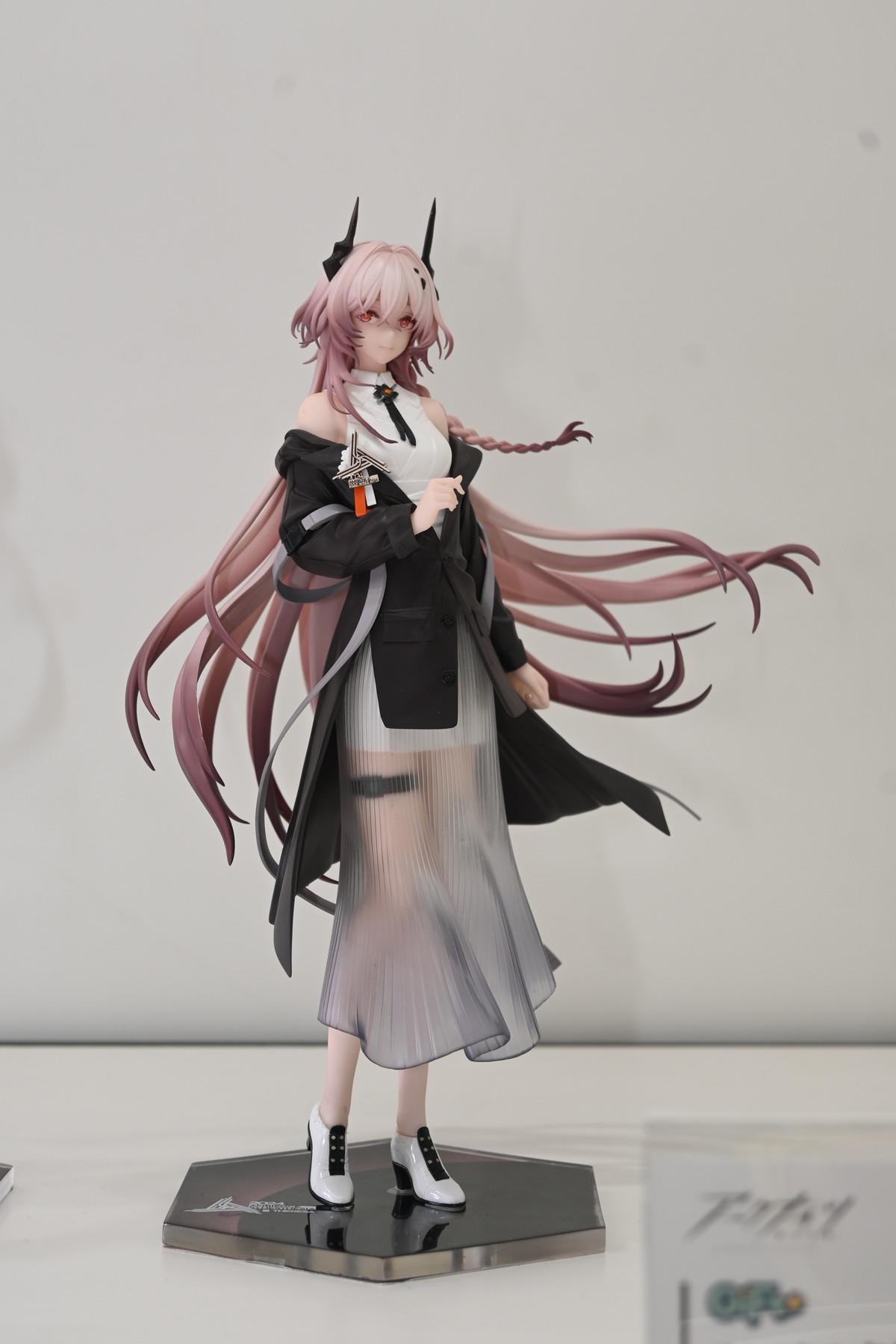 【ワンフェス2025夏フォトレポート】KADOKAWA 電撃ホビーウェブブースから「魔法少女にあこがれて」レオパルト、Myethos Japan/ADKエモーションズブースから「崩壊:スターレイル」ルアン・メェイなどのフィギュアを紹介!