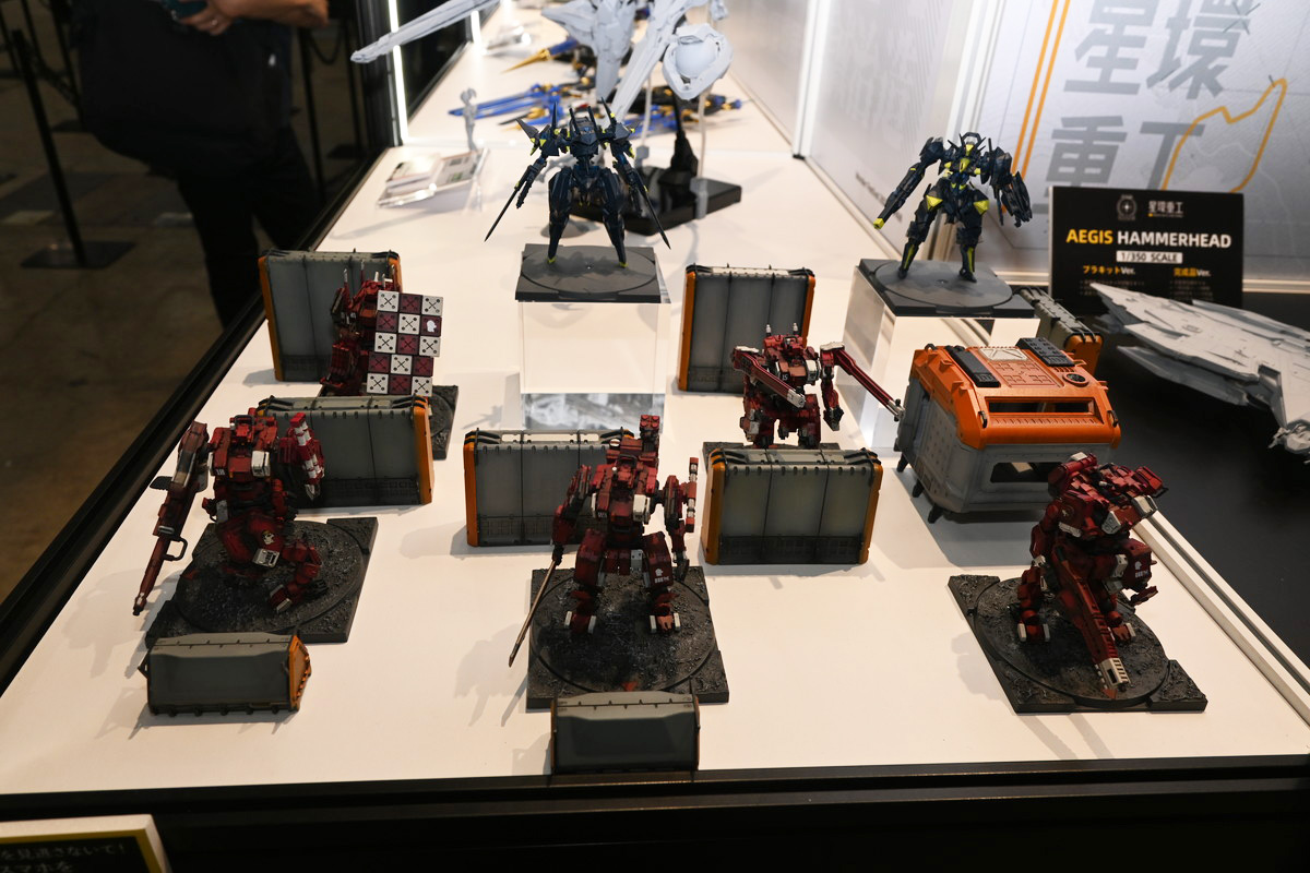 【ワンフェス2025夏フォトレポート】APEXTOYSブースから「魔女の旅々」イレイナ、「グリッドマン ユニバース」新条アカネ、海洋堂ブースから「初音ミク」などのフィギュアを紹介!
