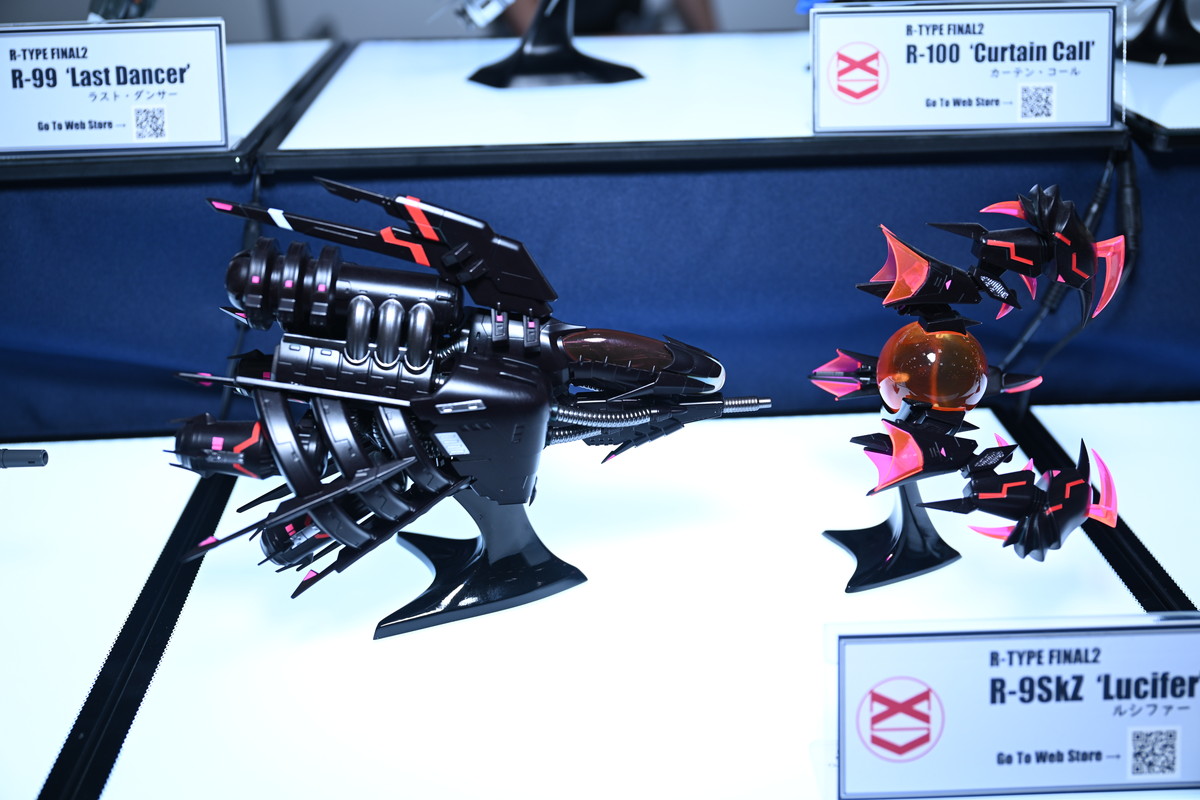 【ワンフェス2025夏フォトレポート】ウェーブブースから「アイドルマスター シンデレラガールズ」高垣楓、X-PLUSブースから「勝利の女神:NIKKE」アリスなどのフィギュアを紹介!
