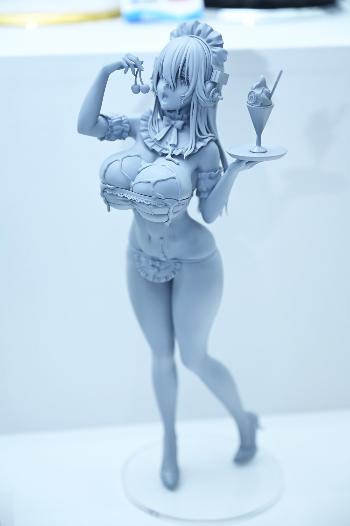 【ワンフェス2025夏フォトレポート】ウェーブブースから「アイドルマスター シンデレラガールズ」高垣楓、X-PLUSブースから「勝利の女神:NIKKE」アリスなどのフィギュアを紹介!