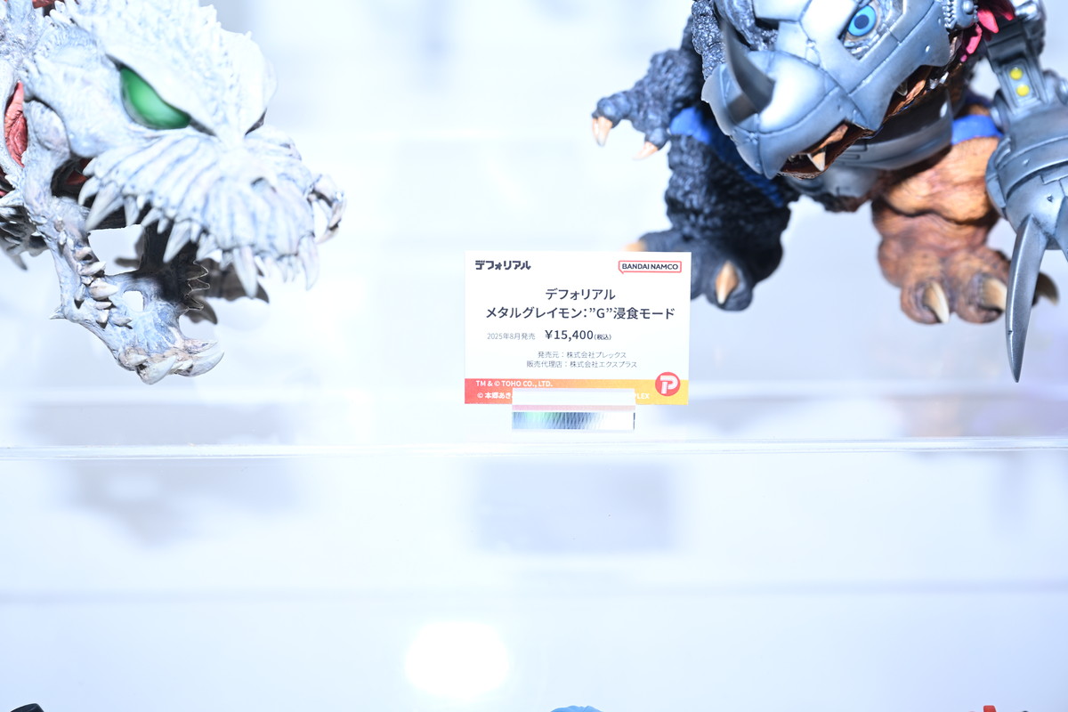 【ワンフェス2025夏フォトレポート】ウェーブブースから「アイドルマスター シンデレラガールズ」高垣楓、X-PLUSブースから「勝利の女神:NIKKE」アリスなどのフィギュアを紹介!