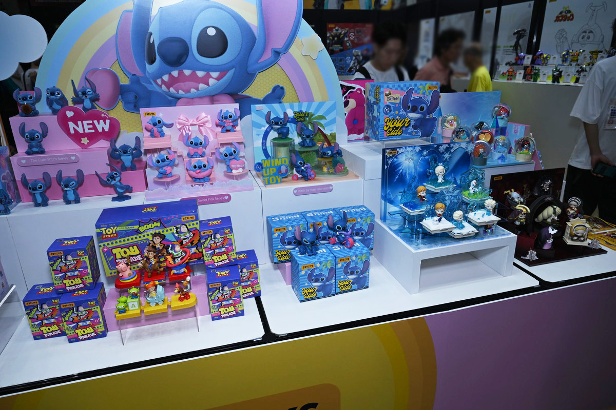 【ワンフェス2025夏フォトレポート】タイトーブースから「学園アイドルマスター」篠澤広、マイルストンブースから「ぼっち・ざ・ろっく！」後藤ひとりなどのフィギュアを紹介！